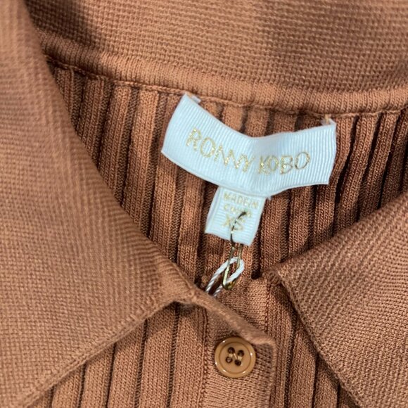 NWT Ronny Kobo Long Sleeve Ribbed Thong Bodysuit Tan Brown Size XS - Picture 3 of 6